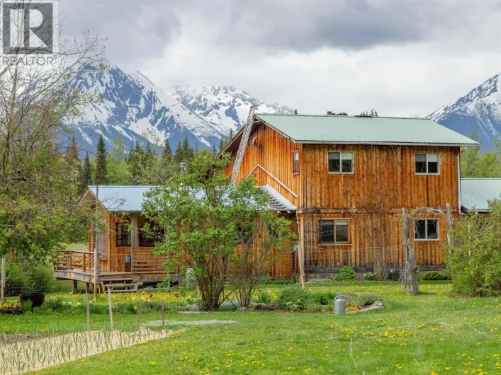 21471 TELKWA HIGH ROAD, Smithers