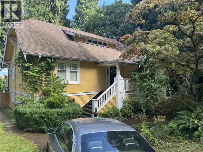 2149 W 35TH AVENUE, Vancouver