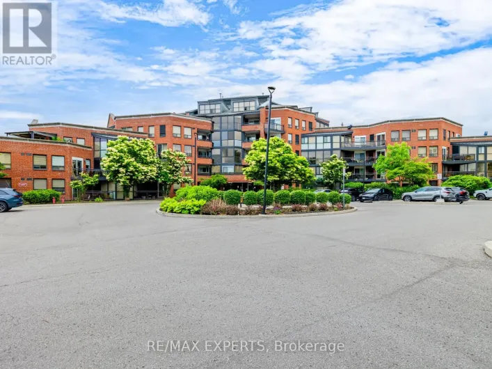 215 - 100 ARBORS LANE, Vaughan