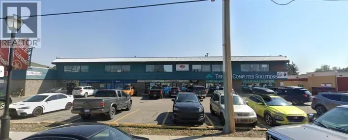 215, 118 First Avenue, Cochrane