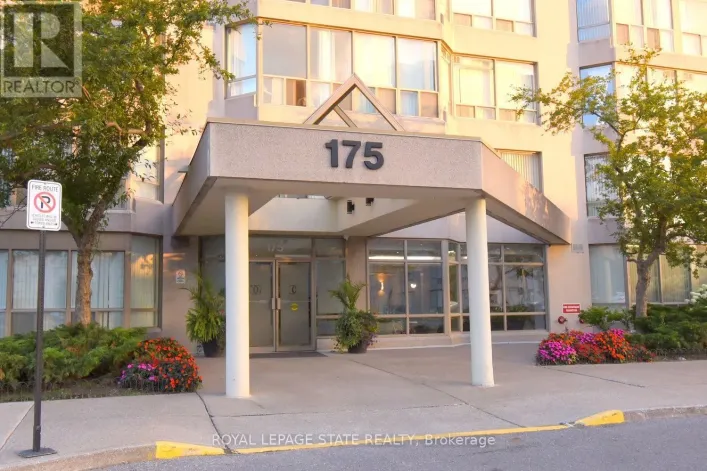 215 - 175 CEDAR AVENUE, Richmond Hill