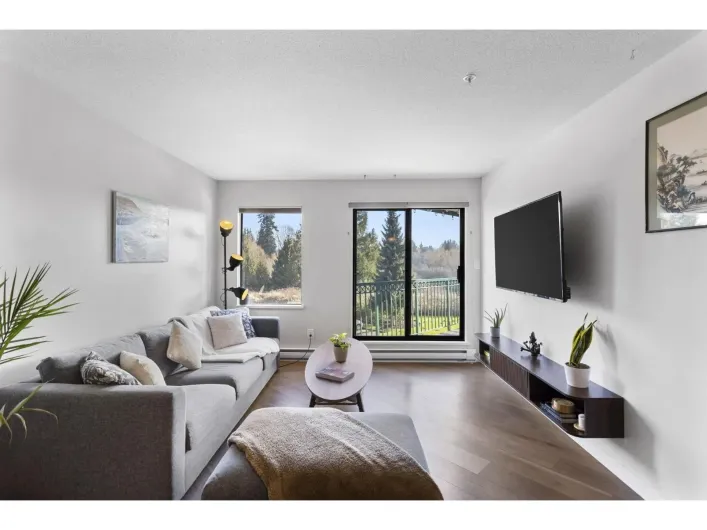 215 20454 53 AVENUE, Langley