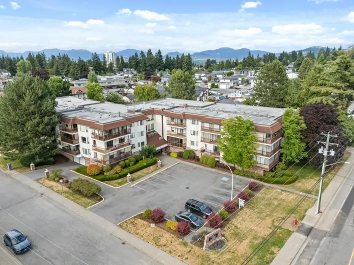 215 2414 CHURCH STREET, Abbotsford