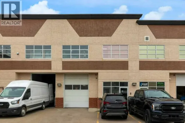 215, 2914 Kingsview Boulevard SE, Airdrie