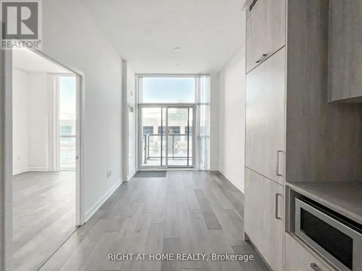 215 - 38 HONEYCRISP CRESCENT, Vaughan