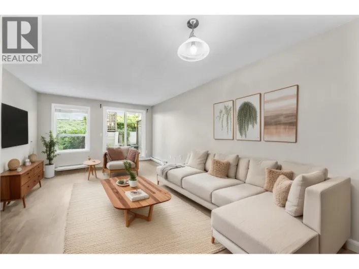 215 450 BROMLEY STREET, Coquitlam