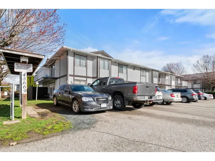 215 45669 MCINTOSH DRIVE|Chilliwack Proper South, Chilliwack
