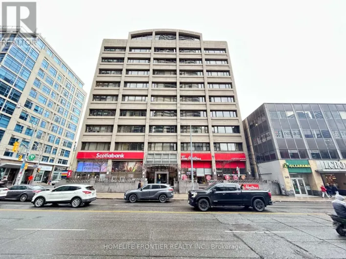 215 - 555 YONGE STREET, Toronto