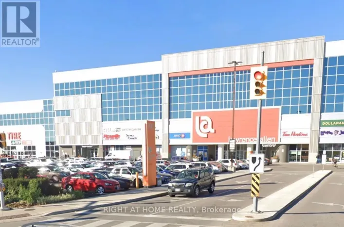 215 - 700 LAWRENCE AVENUE W, Toronto