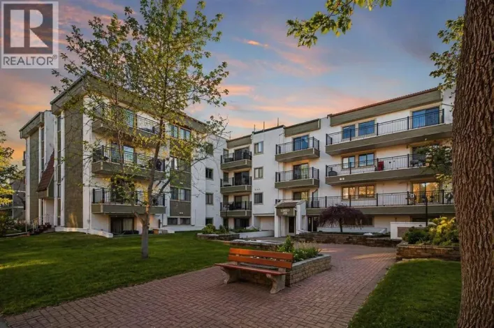 215, 723 57 Avenue SW, Calgary