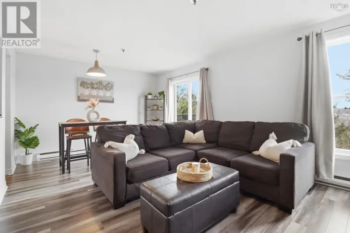 215 75 Collins Grove, Dartmouth