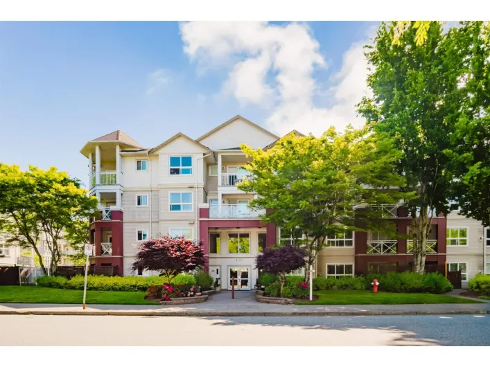 215 8068 120A STREET, Surrey