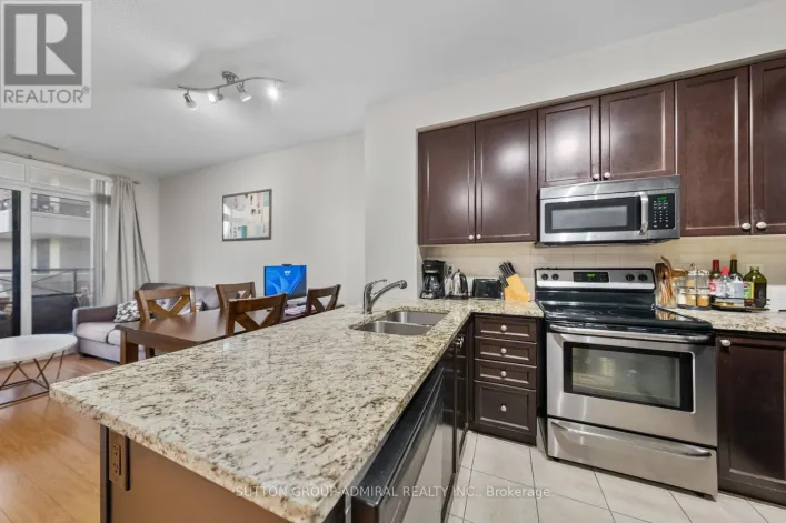 215 - 9255 JANE STREET, Vaughan