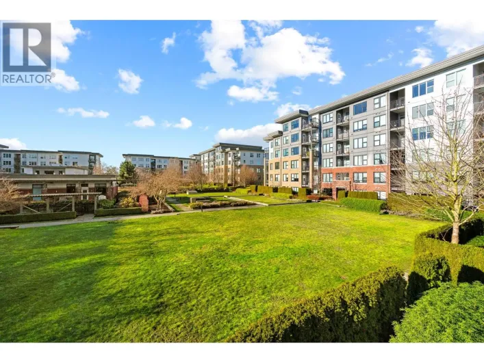 215 9388 TOMICKI AVENUE, Richmond