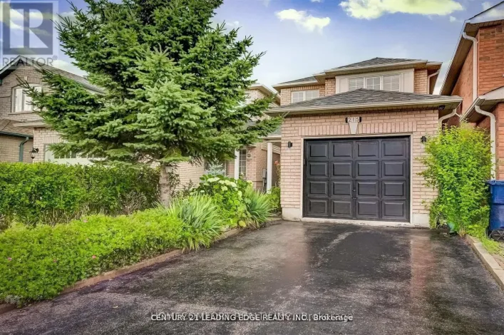 215 ANDONA CRESCENT, Toronto