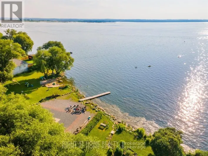 215 BAYVIEW AVENUE, Georgina