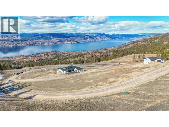 215 Benchlands Drive, Naramata