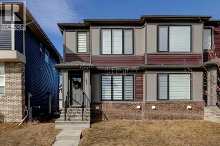 215 Chinook Gate Boulevard SW, Airdrie