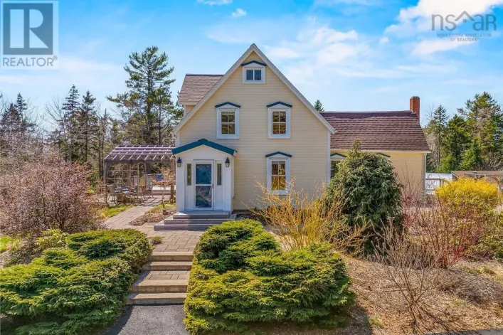 215 Conrads Road, Hubbards