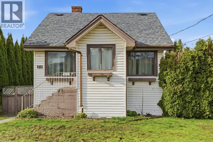 215 EIGHTH AVENUE, New Westminster
