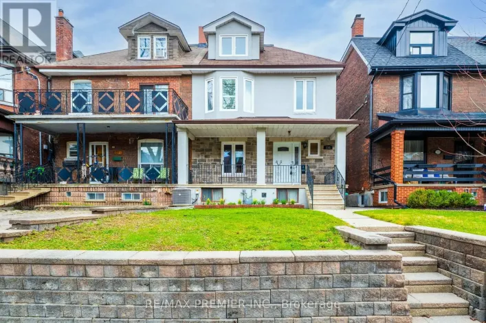 215 GRACE STREET, Toronto