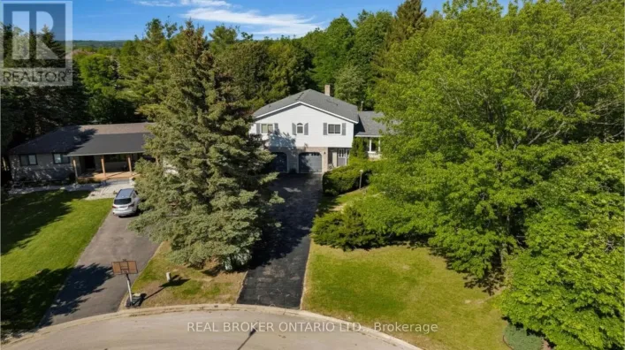 215 MARY ANNE DRIVE, Barrie