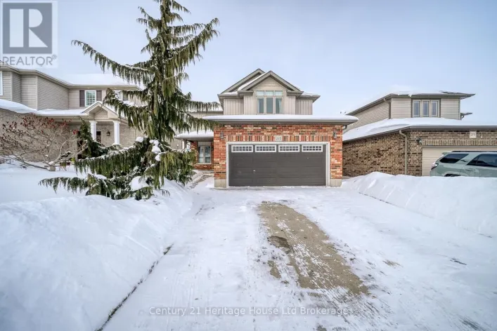 215 MUNNOCH BOULEVARD, Woodstock