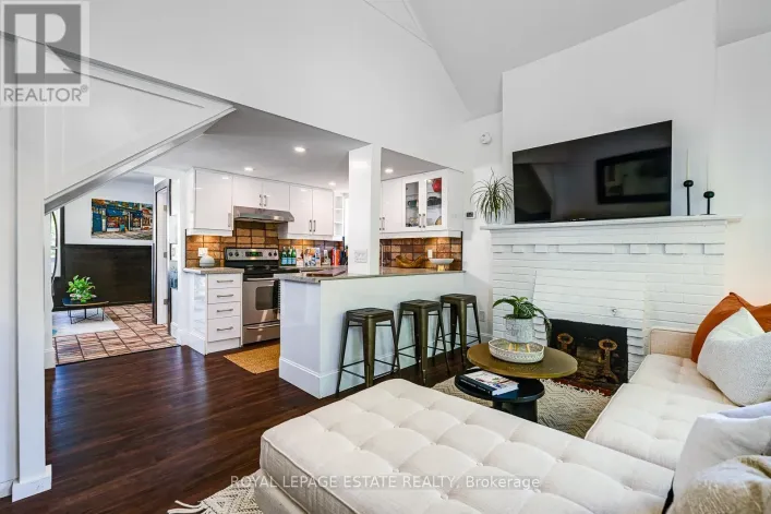 215 PICKERING STREET, Toronto