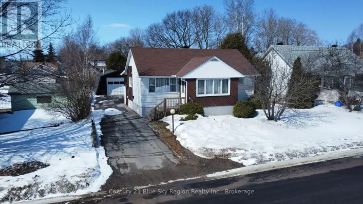 215 PRINCESS STREET W, North Bay