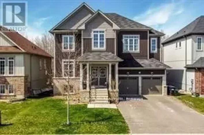 215 ROY DRIVE, Clearview