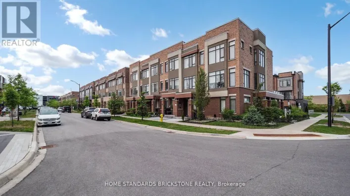 215 SALTERTON CIRCLE, Vaughan