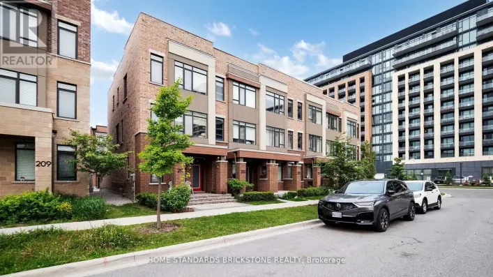 215 SALTERTON CIRCLE, Vaughan