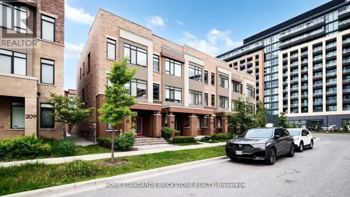 215 SALTERTON CIRCLE, Vaughan