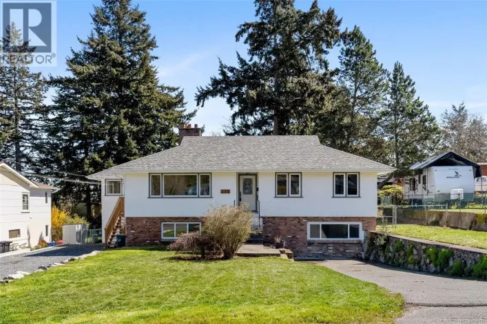 215 Suzanne Pl, View Royal