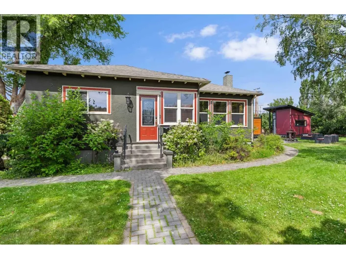 2150 LAURIER CRESCENT, Prince George
