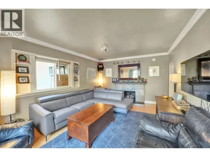 2150 NANAIMO STREET, Vancouver