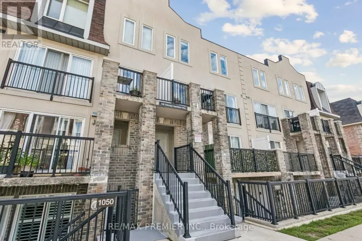 2152 - 105 GEORGE APPLETON WAY, Toronto