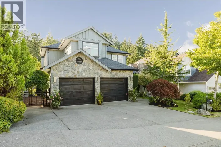 2154 Stone Gate, Langford