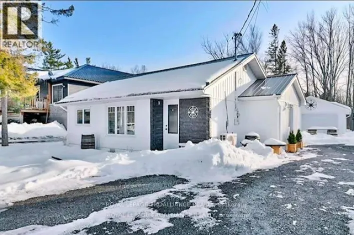 21569 LOYALIST PARKWAY, Prince Edward County