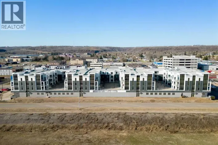 216, 10218 King Street, Fort McMurray