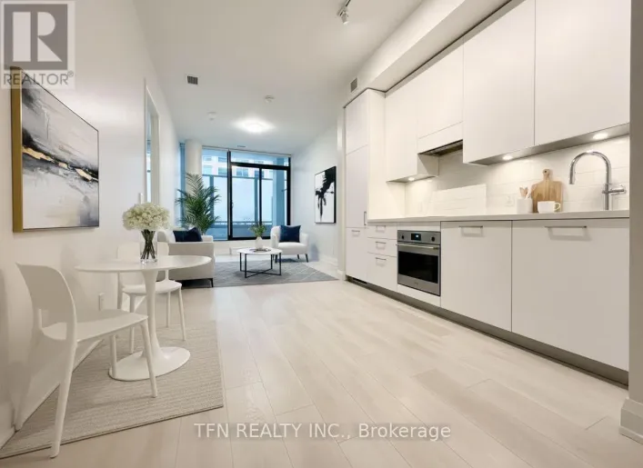 216 - 33 FREDERICK TODD WAY N, Toronto