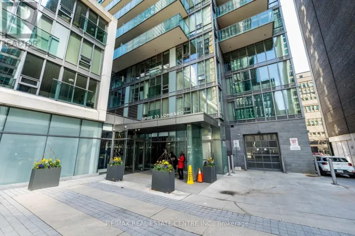 216 - 33 LOMBARD STREET, Toronto
