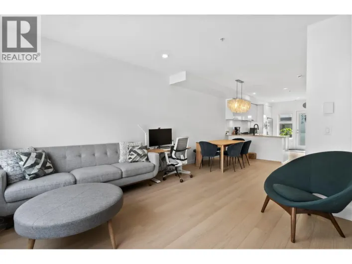 216 455 E 16TH AVENUE, Vancouver