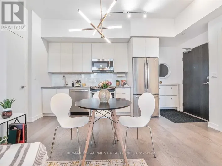 216 - 50 BRUYERES MEWS, Toronto