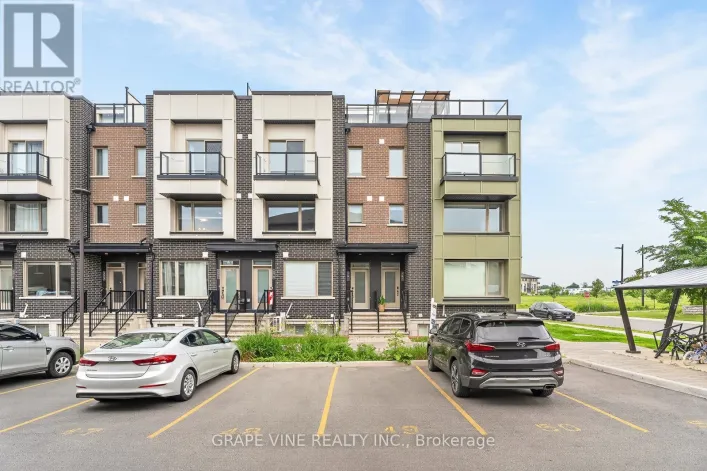 216 - 581 TAKAMOSE PRIVATE, Ottawa
