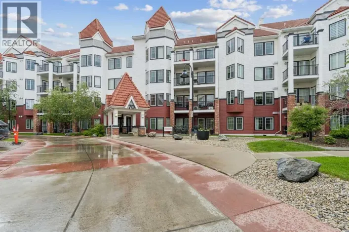 216, 70 Royal Oak Plaza NW, Calgary