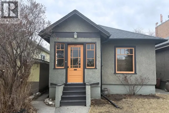 216 9 Street NE, Calgary