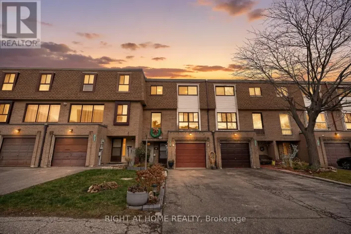 216 FLEETWOOD CRESCENT, Brampton