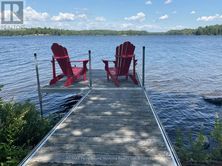 216 LONE TREE ROAD, Parry Sound Remote Area