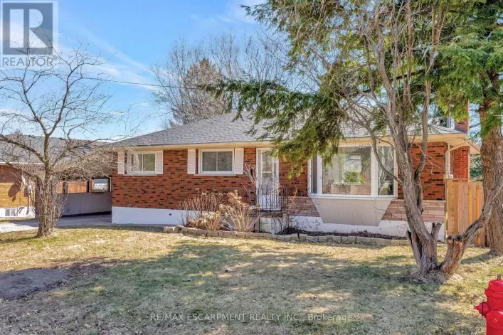 216 SIOUX ROAD, Hamilton